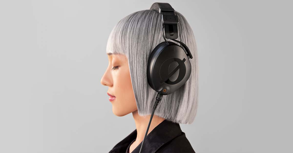 NTH-100 | Professional Over-Ear Headphones | RØDE