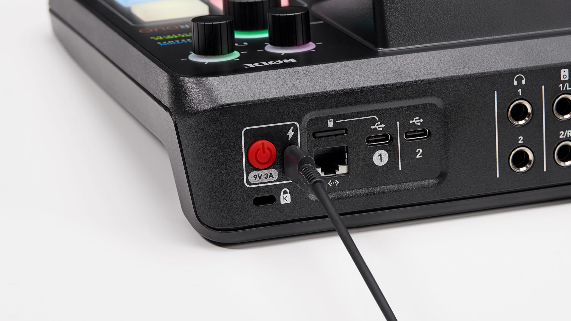 RØDECaster Duo USB power port