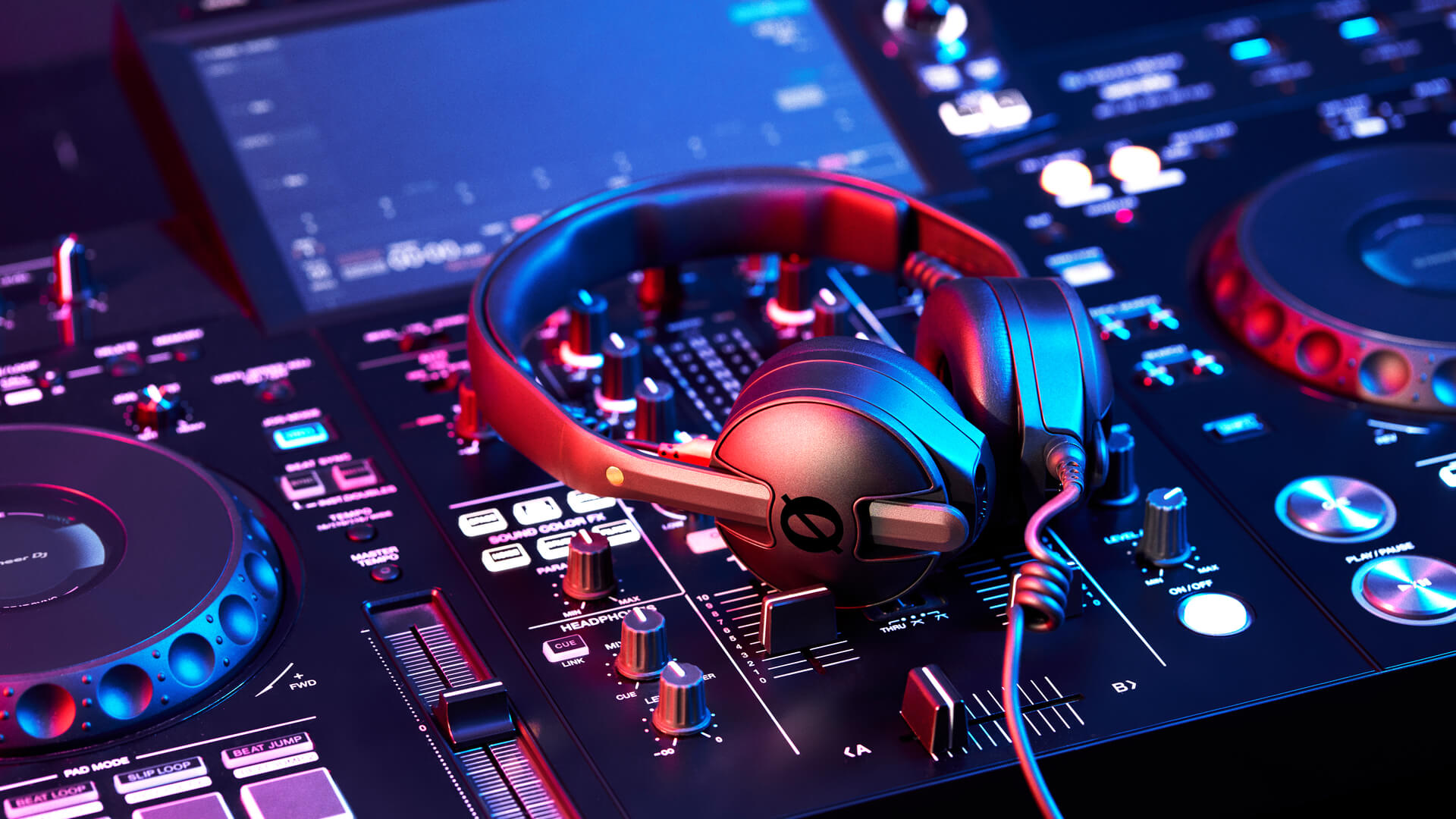NTH-50 on DJ deck
