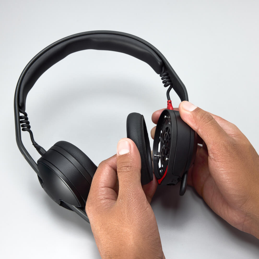 NTH-50 earpad being removed